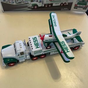 2002 Hess Truck and Plane